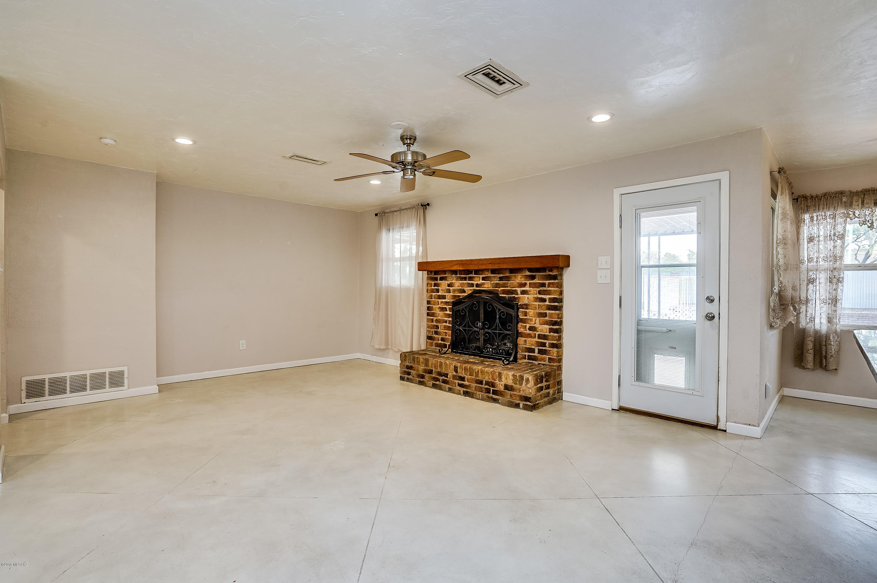 7044 E Redbud Road