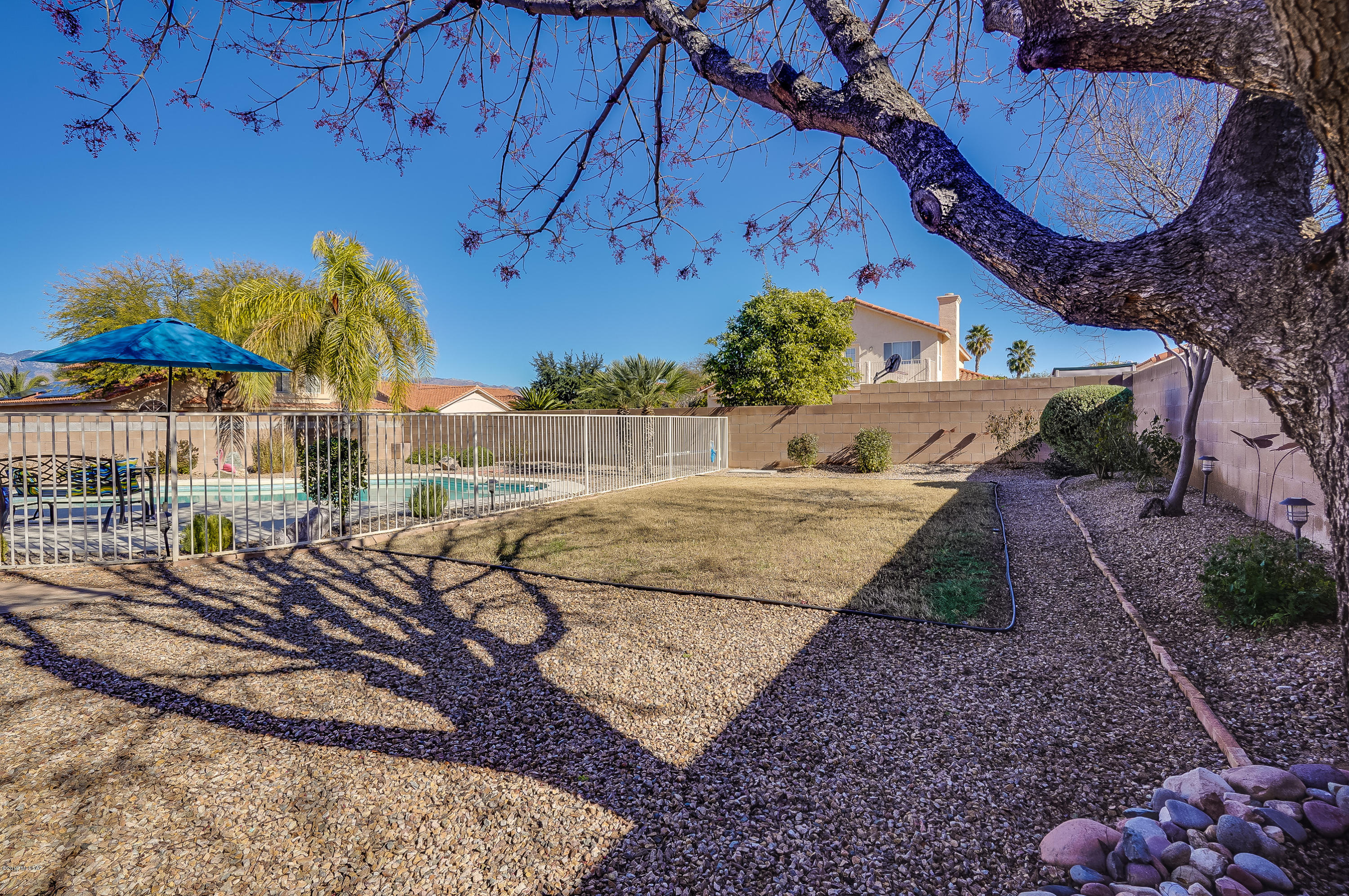 1742 N Craigton Court