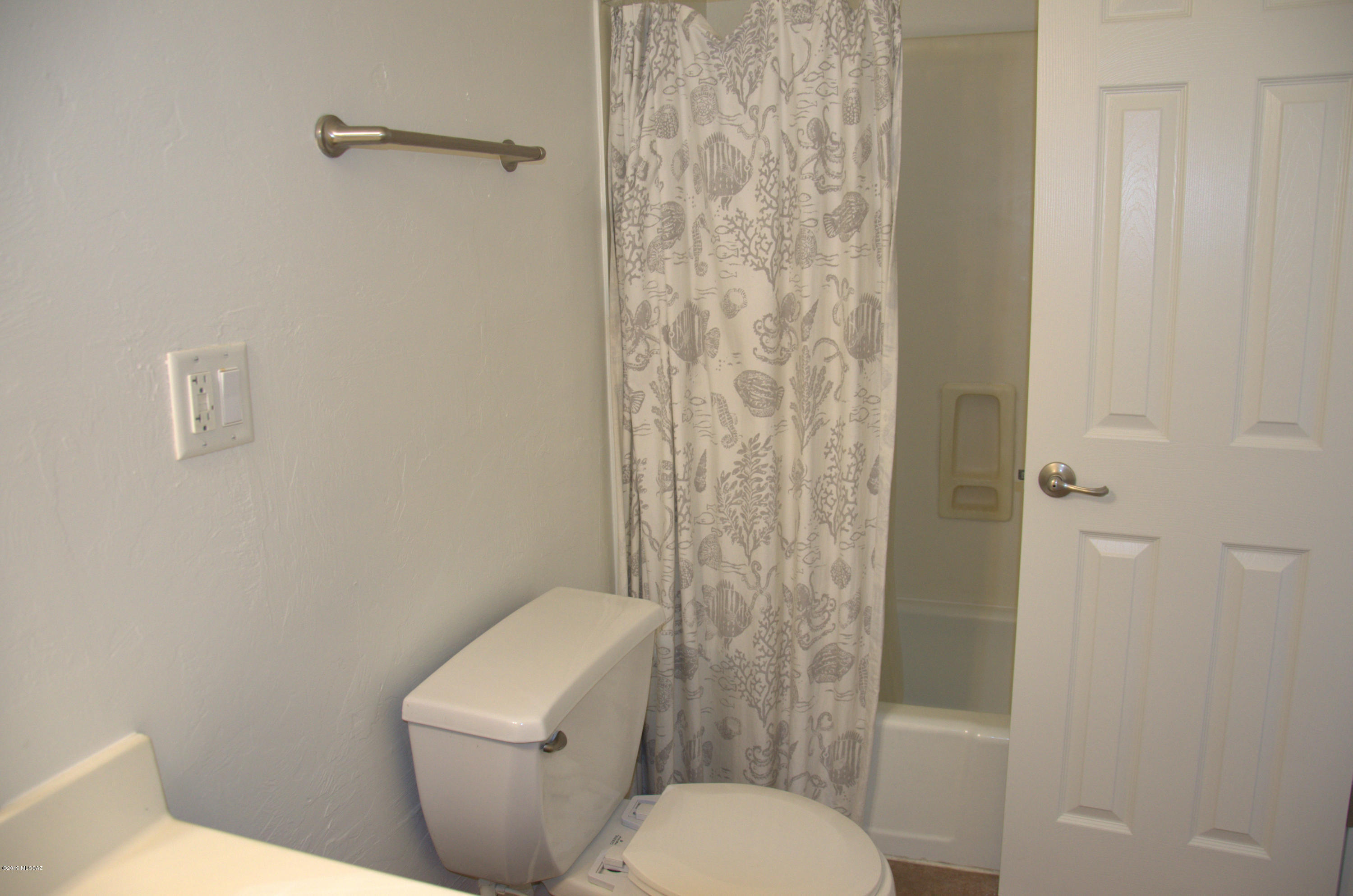 913 N Desert Avenue Unit: #A