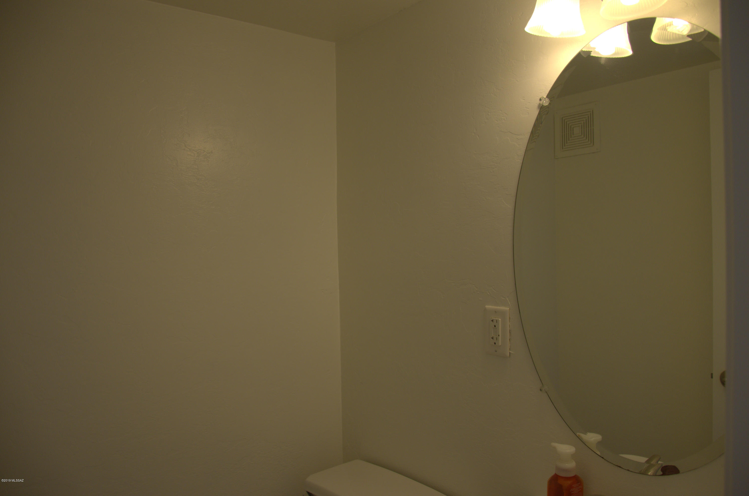 913 N Desert Avenue Unit: #A
