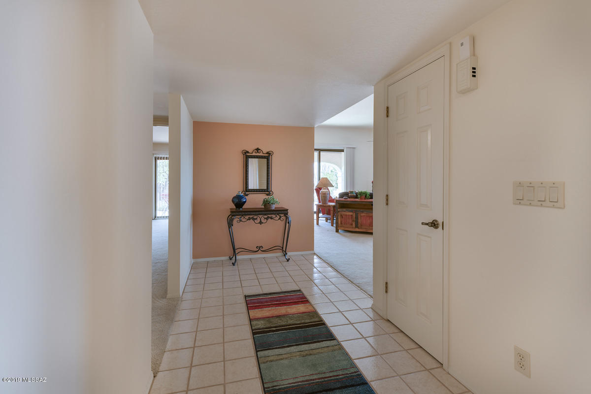 6810 E Via Colorada