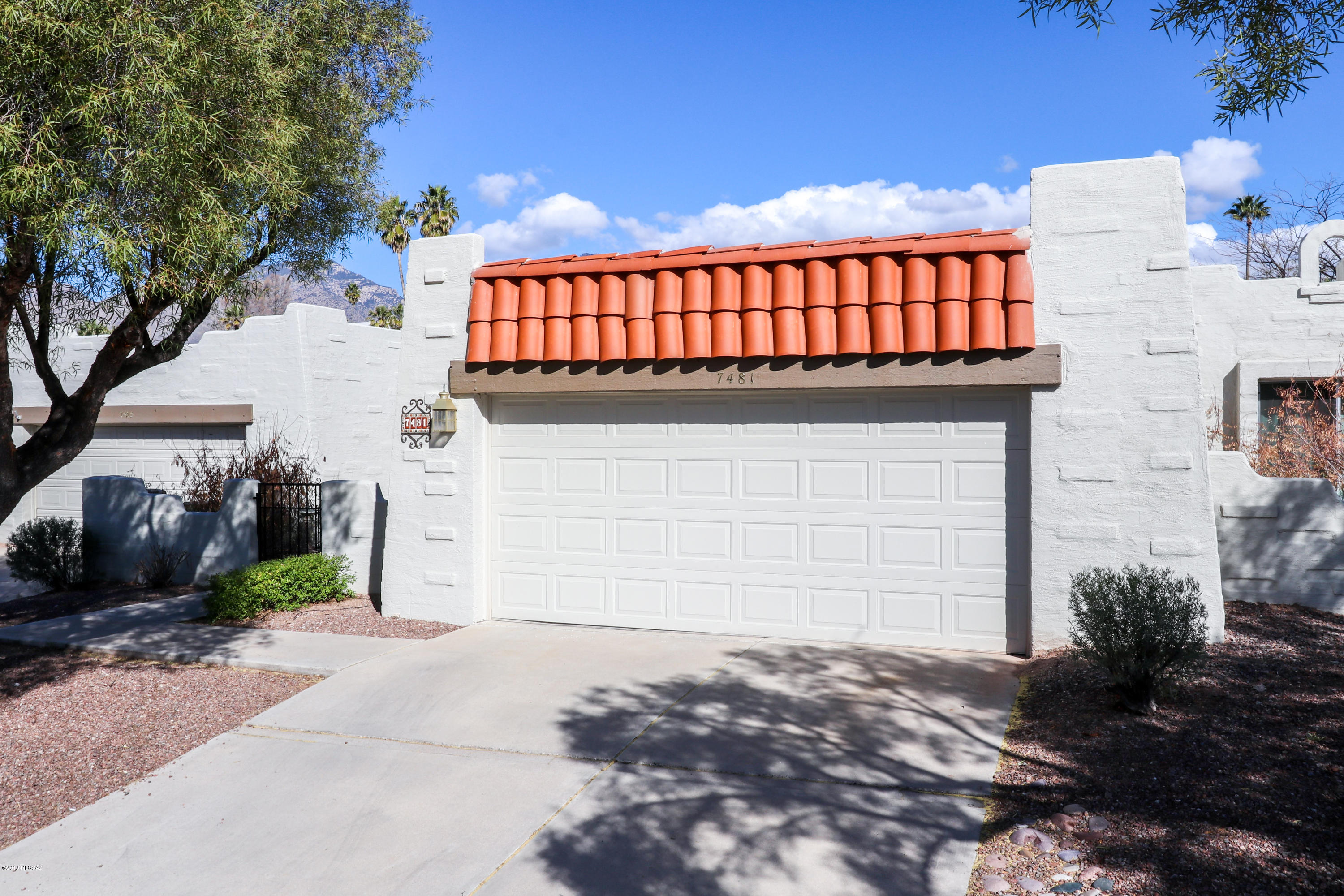 7481 E Wandering Road