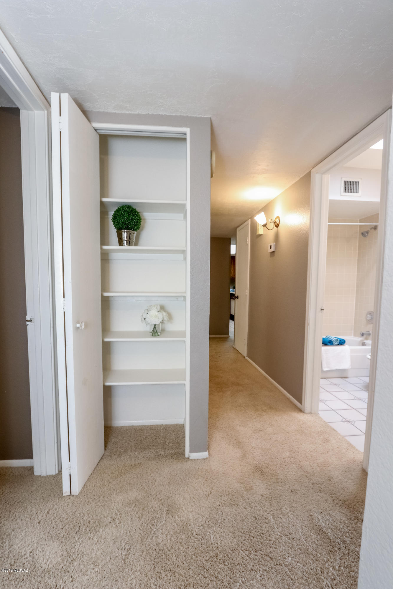 7481 E Wandering Road