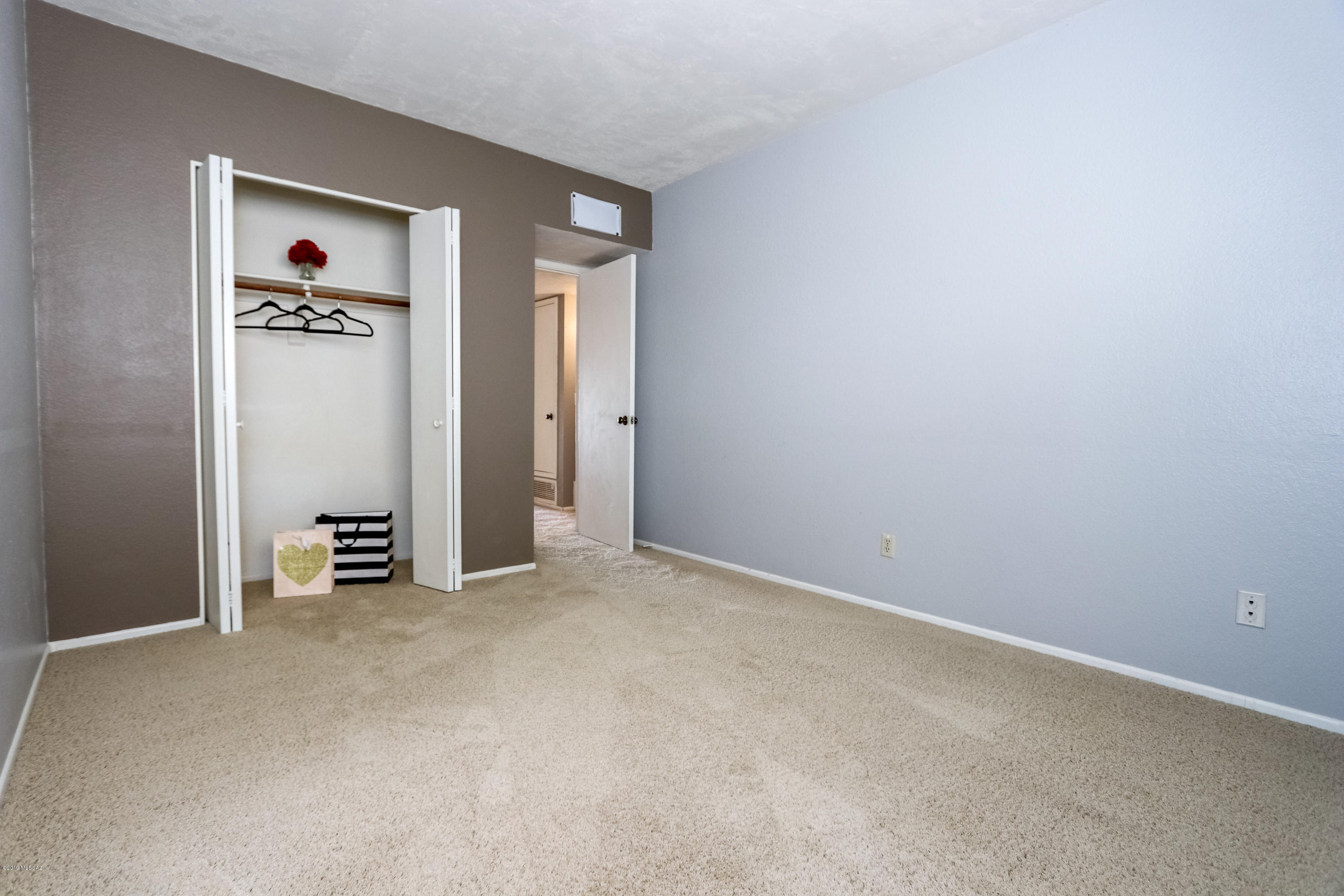 7481 E Wandering Road
