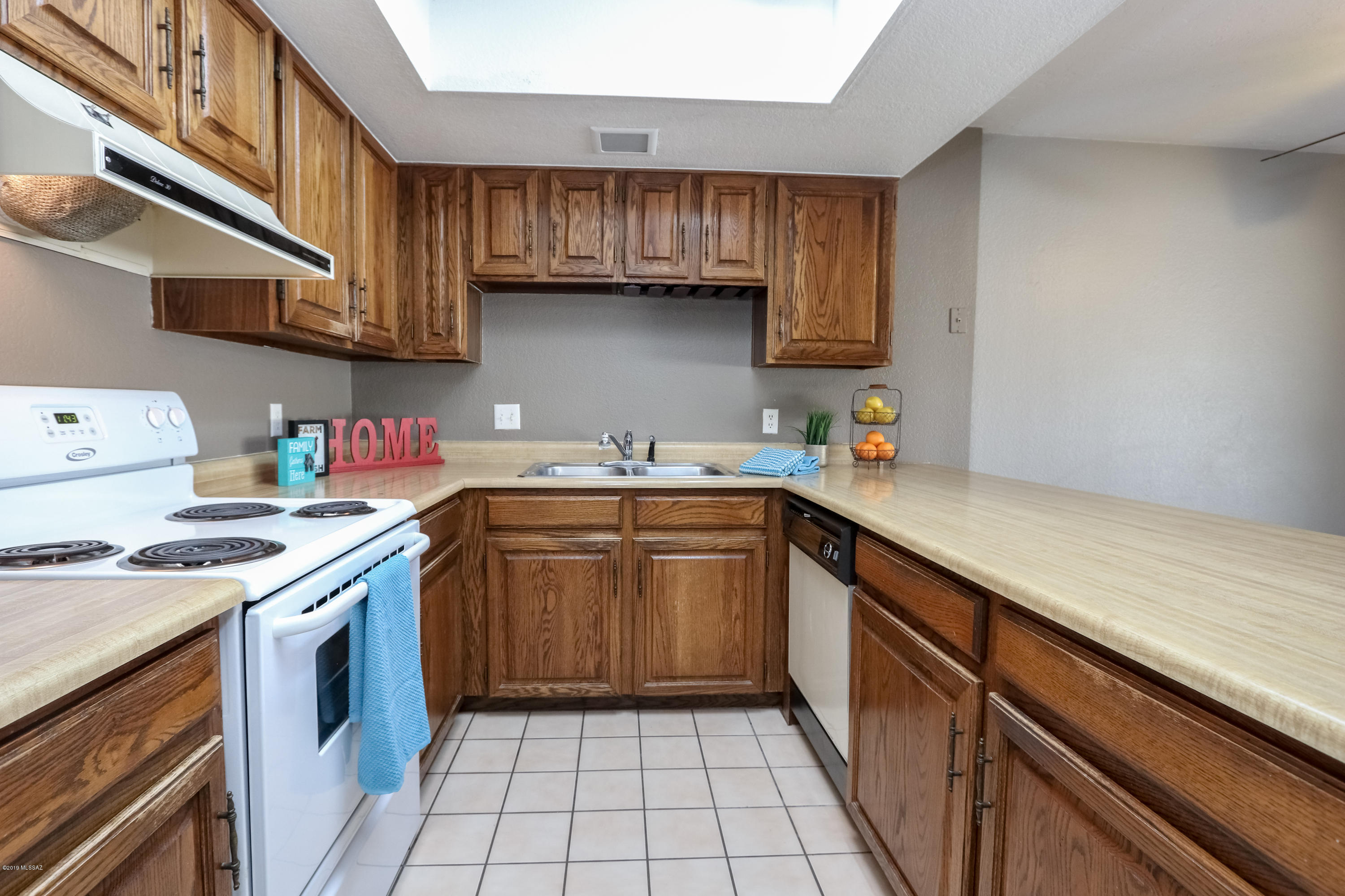 7481 E Wandering Road