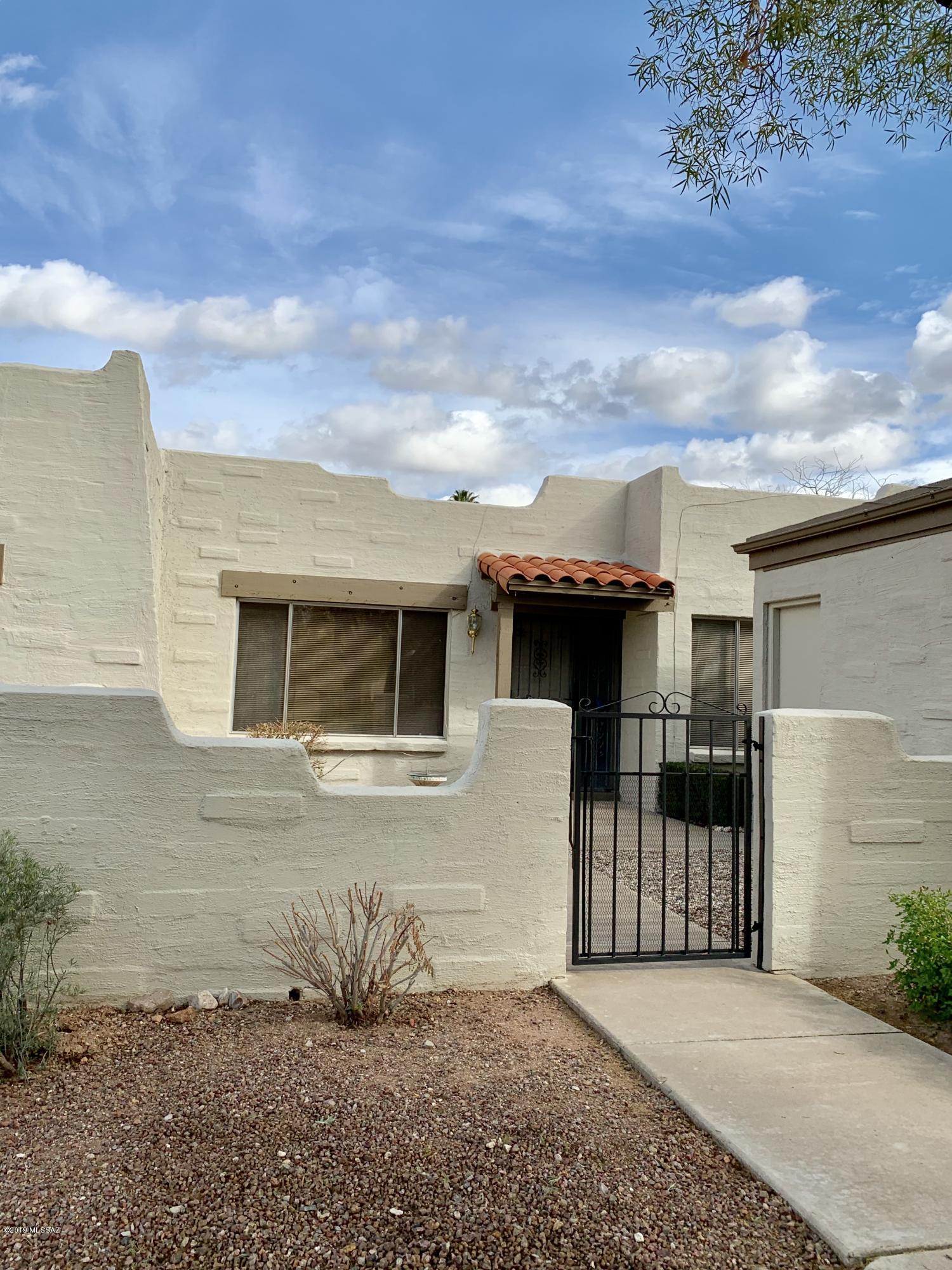 7481 E Wandering Road