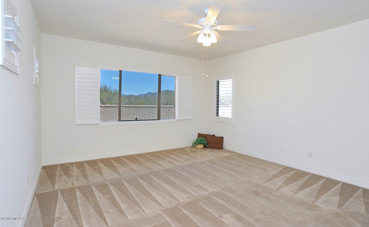 9339 E Spur Crossing Place