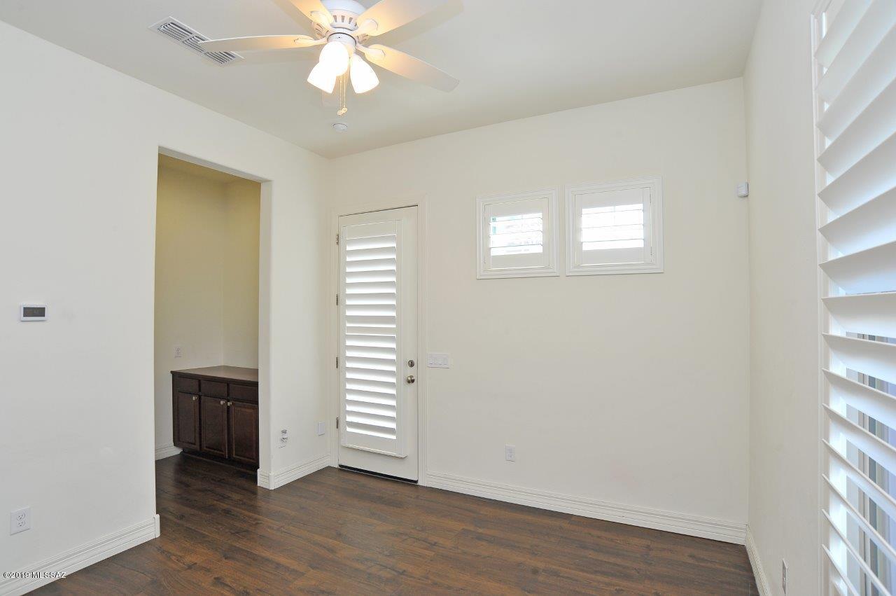 9339 E Spur Crossing Place