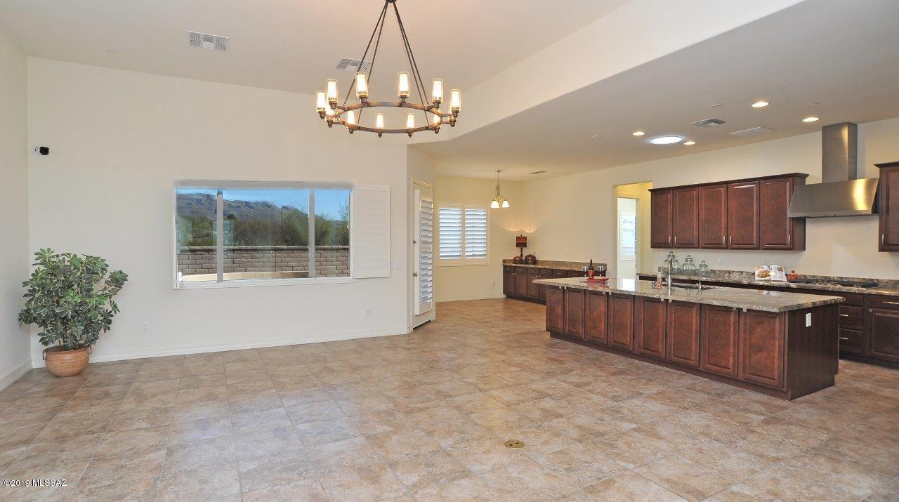 9339 E Spur Crossing Place