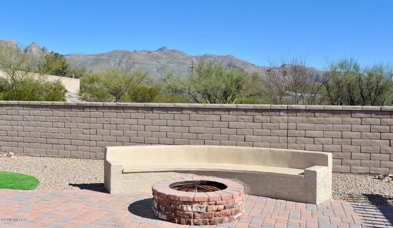 9339 E Spur Crossing Place