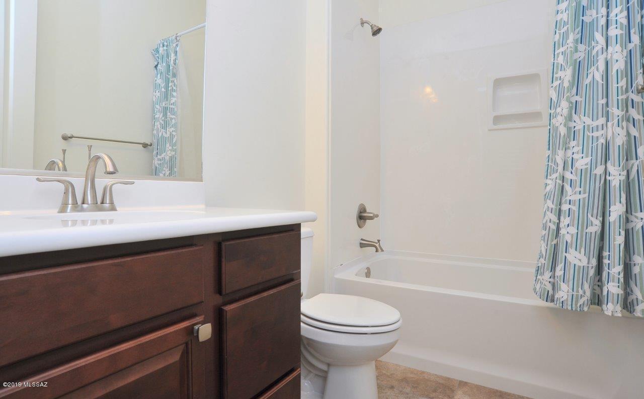 9339 E Spur Crossing Place