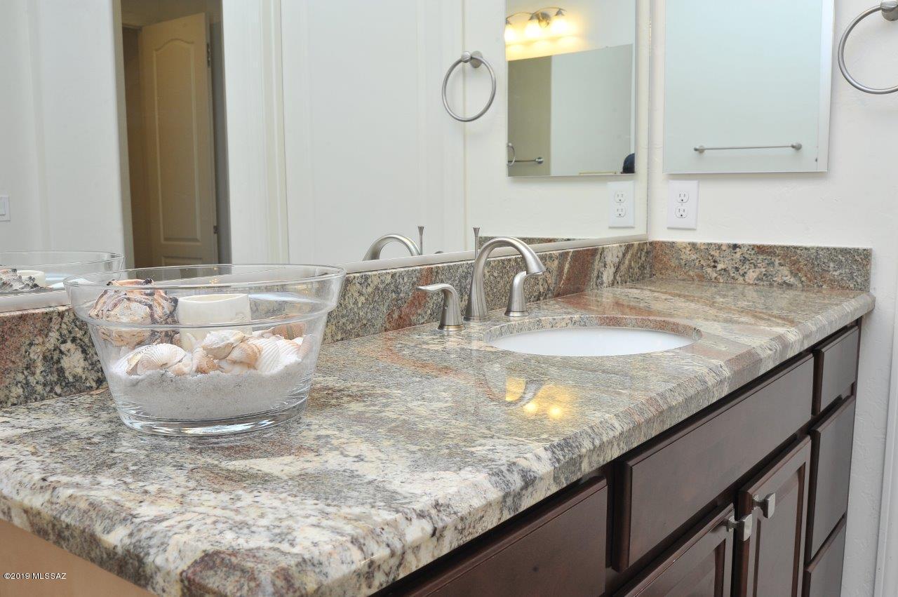 9339 E Spur Crossing Place