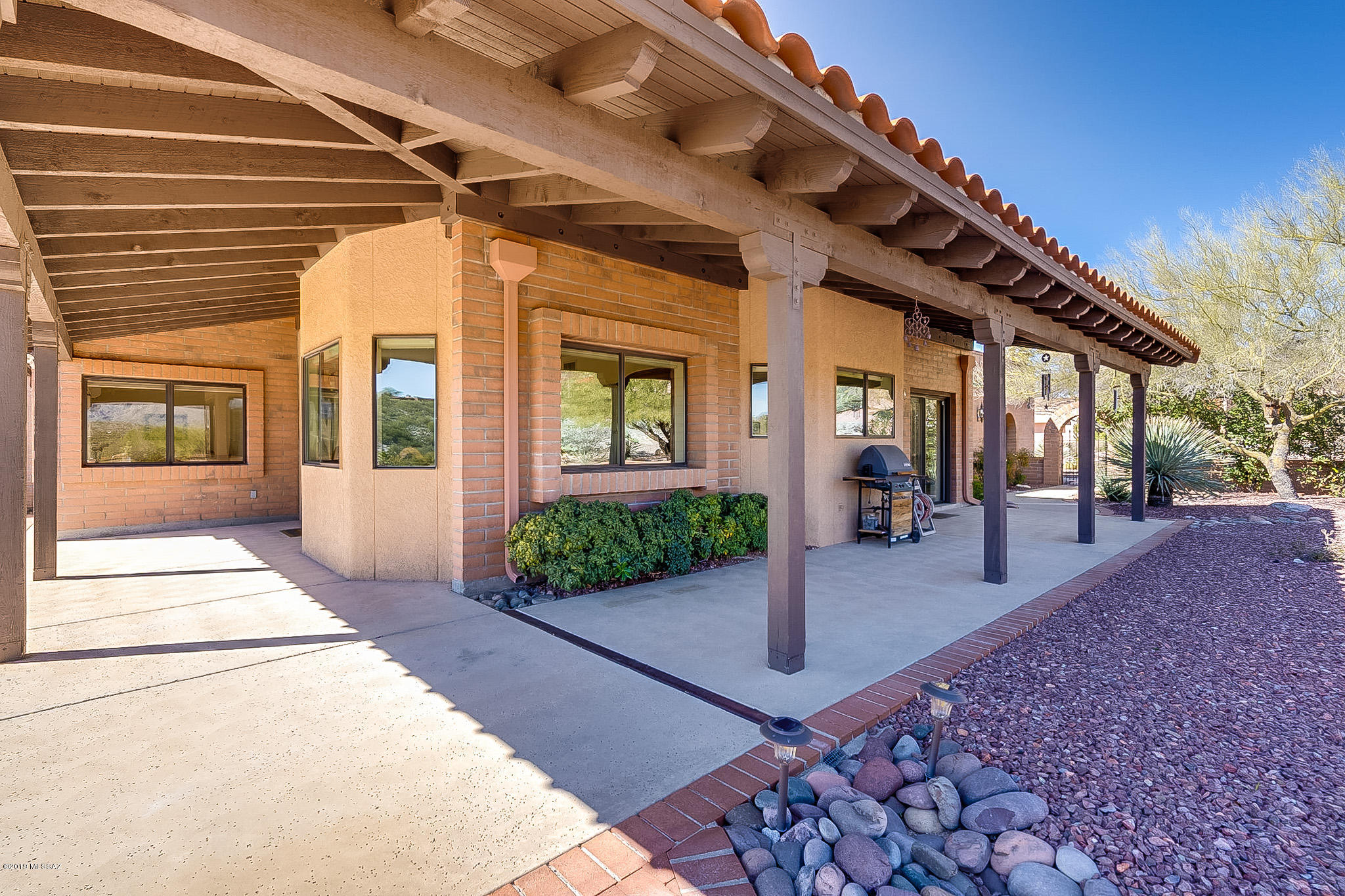 4910 N Via Velazquez