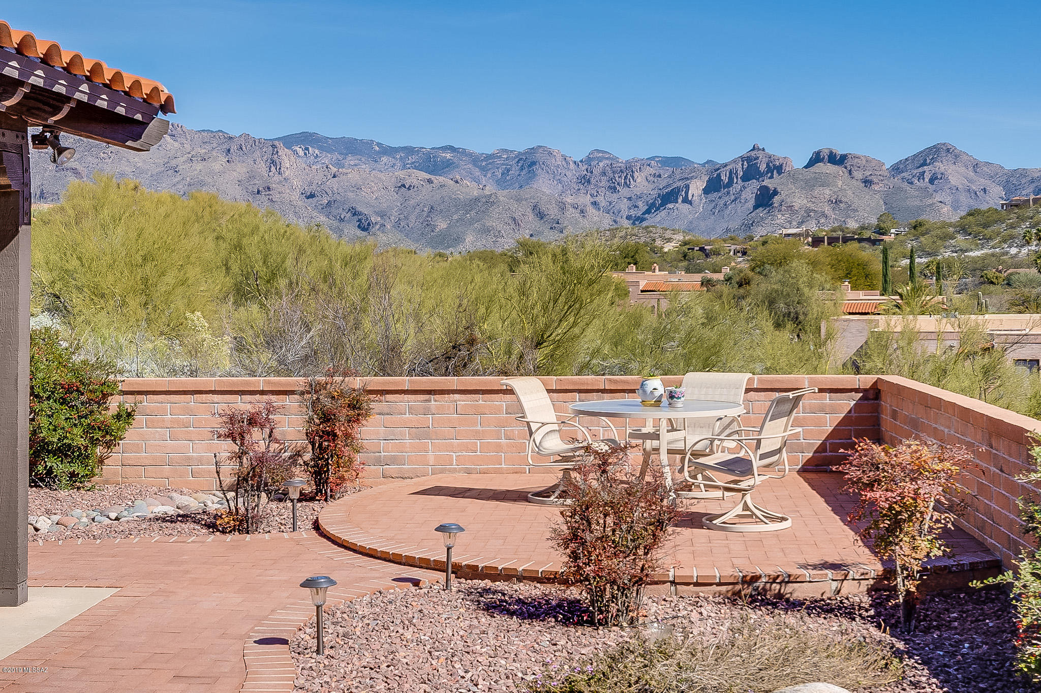 4910 N Via Velazquez