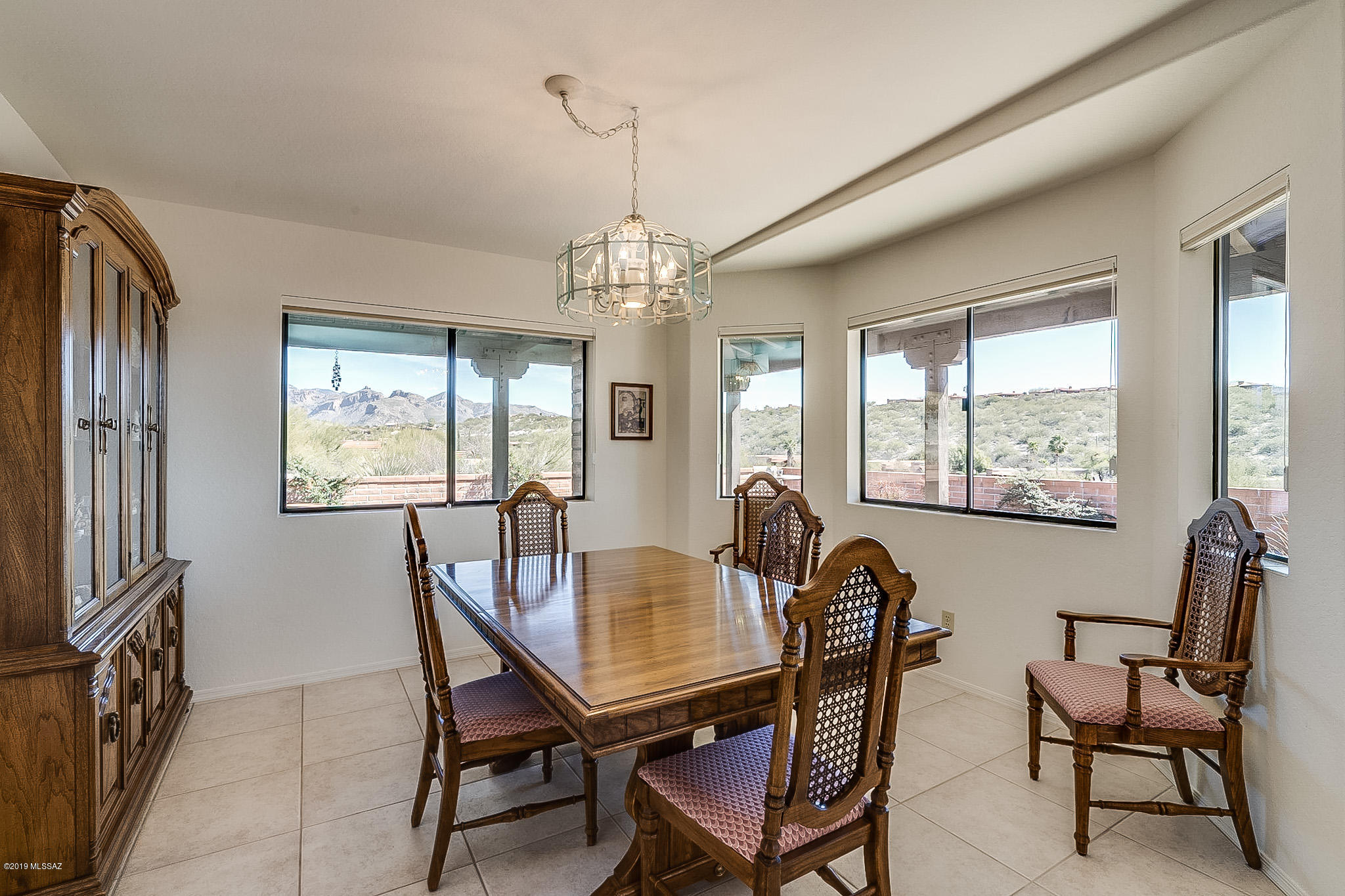 4910 N Via Velazquez