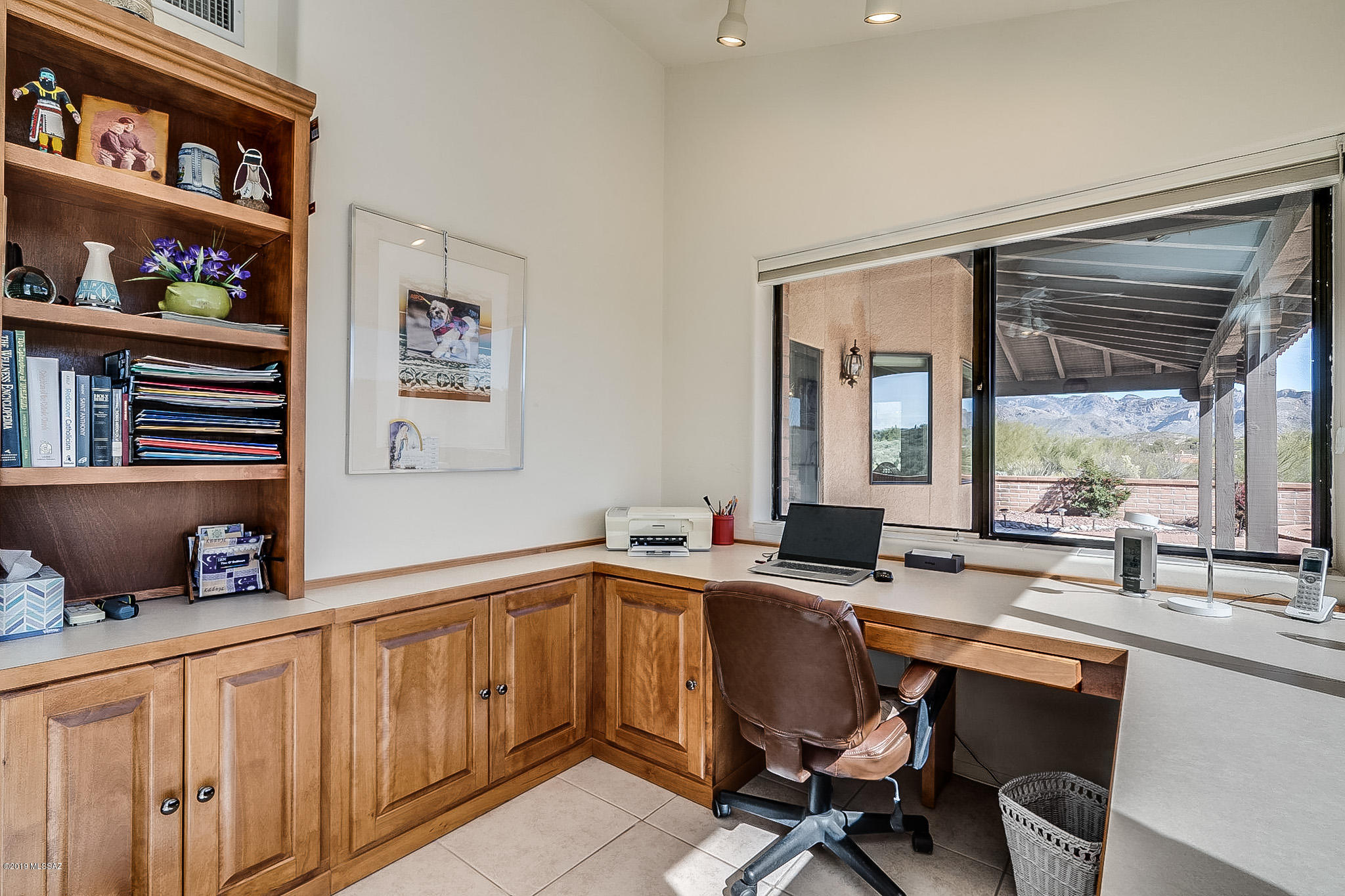 4910 N Via Velazquez