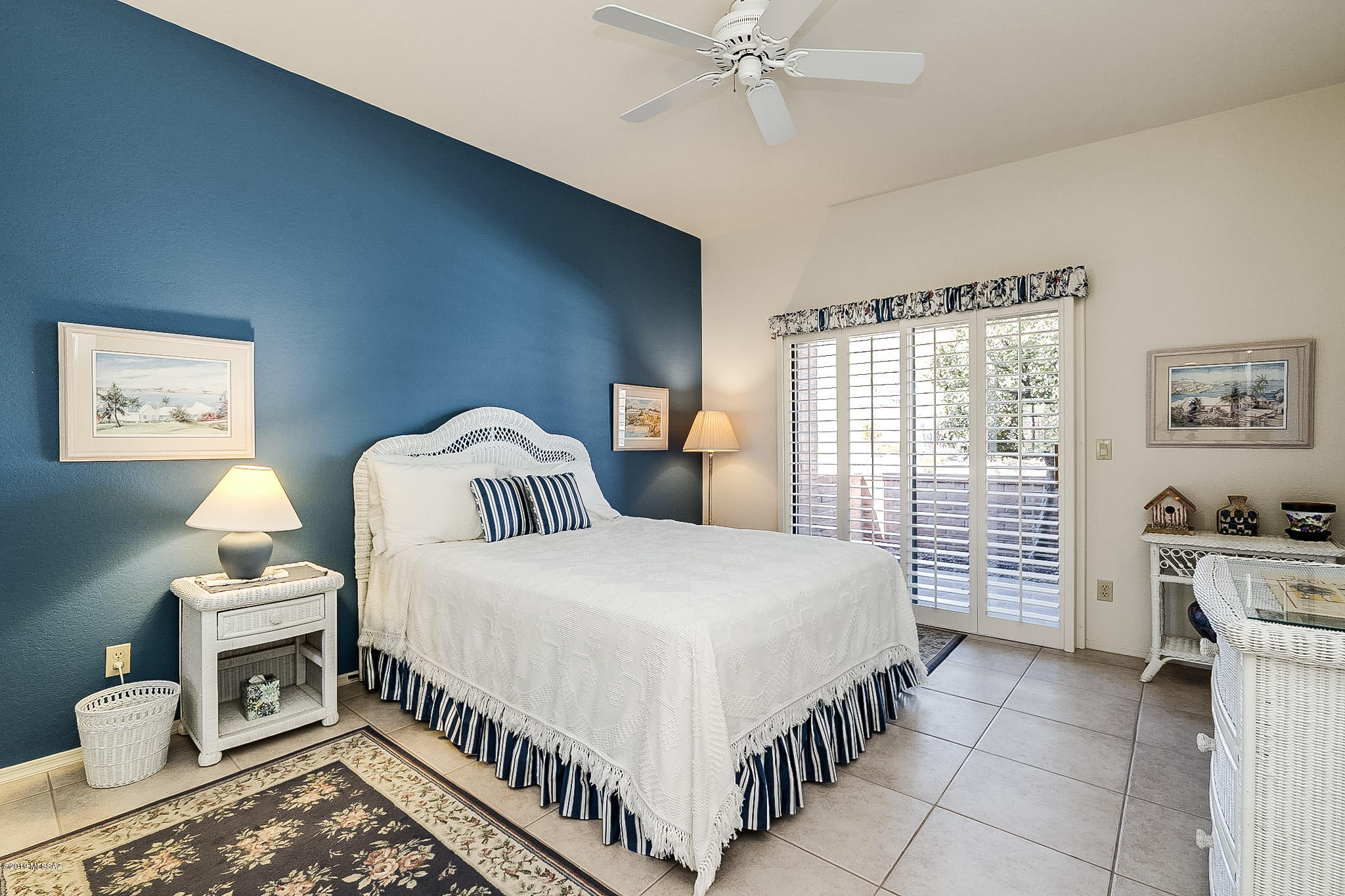 4910 N Via Velazquez