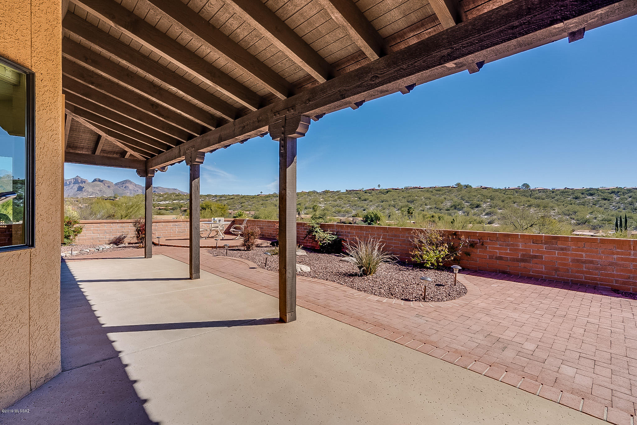 4910 N Via Velazquez