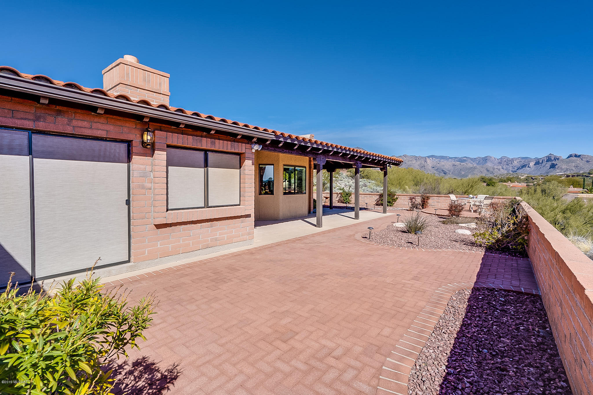 4910 N Via Velazquez