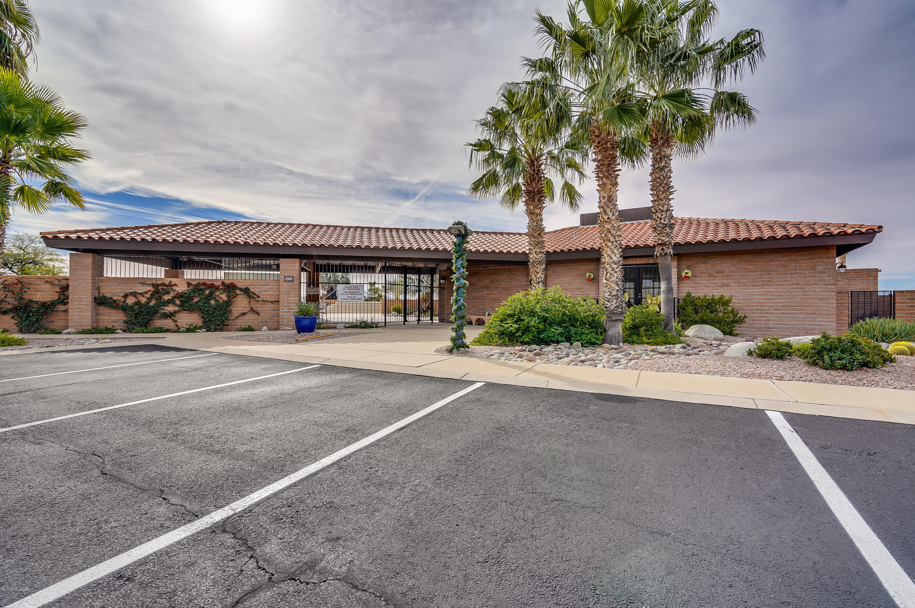 4401 N Camino De Carrillo