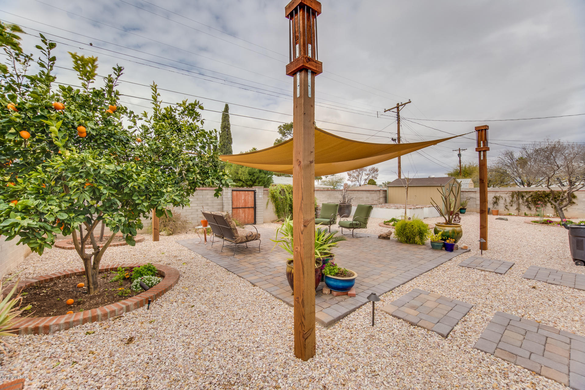 410 S Harvard Avenue