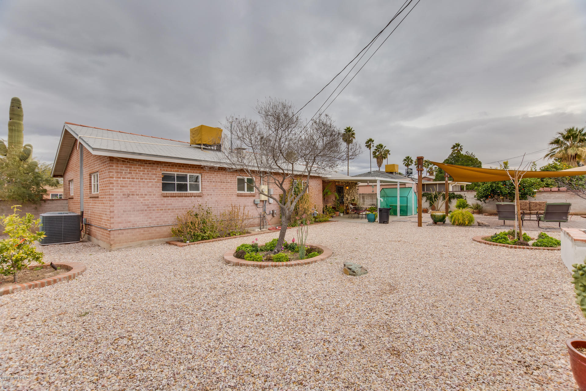 410 S Harvard Avenue