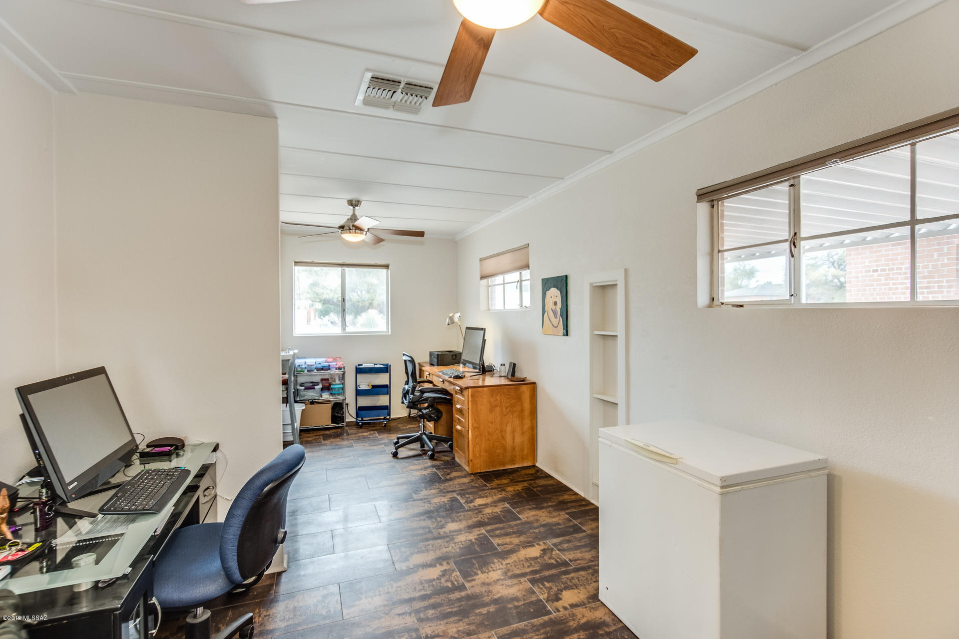 410 S Harvard Avenue