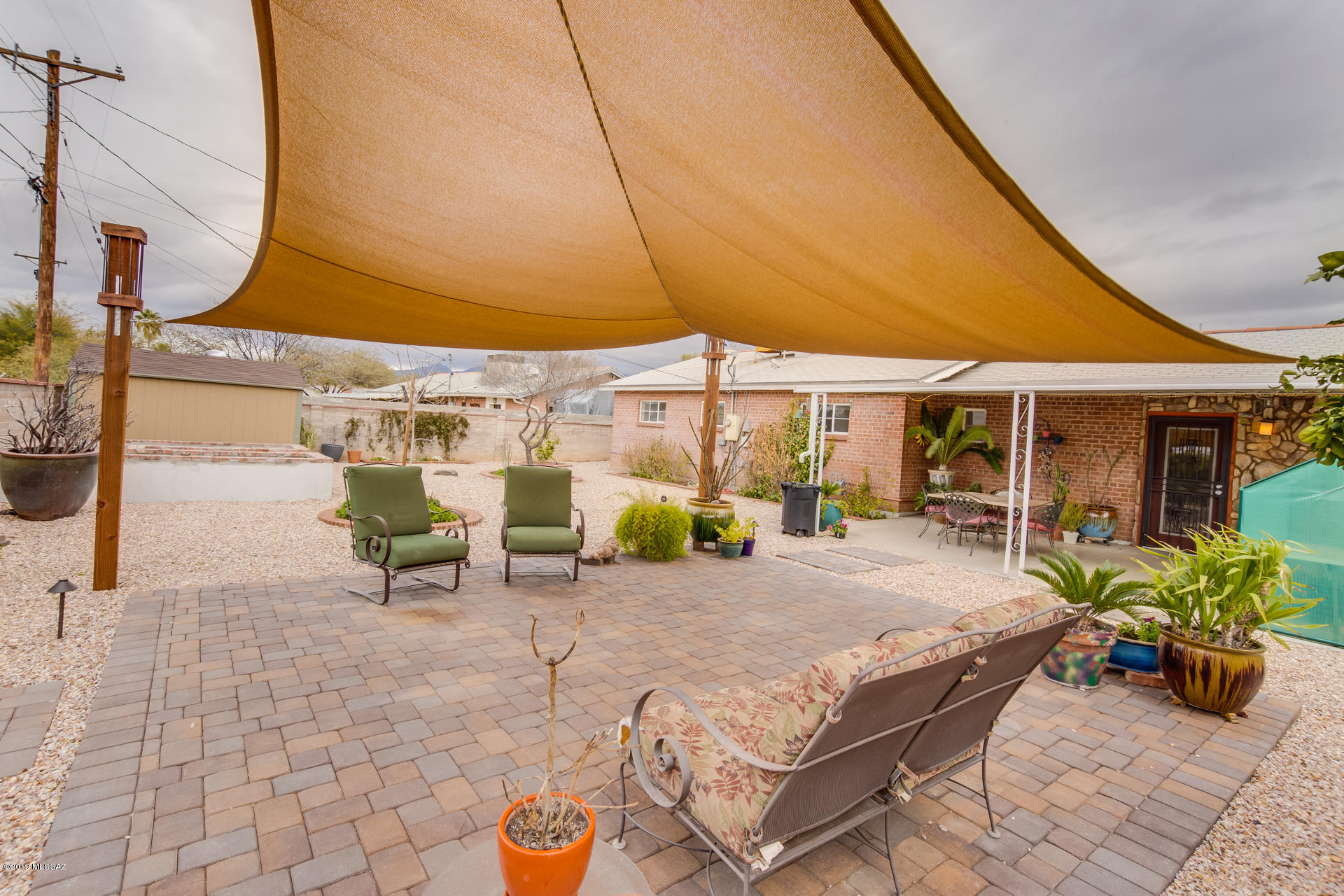 410 S Harvard Avenue