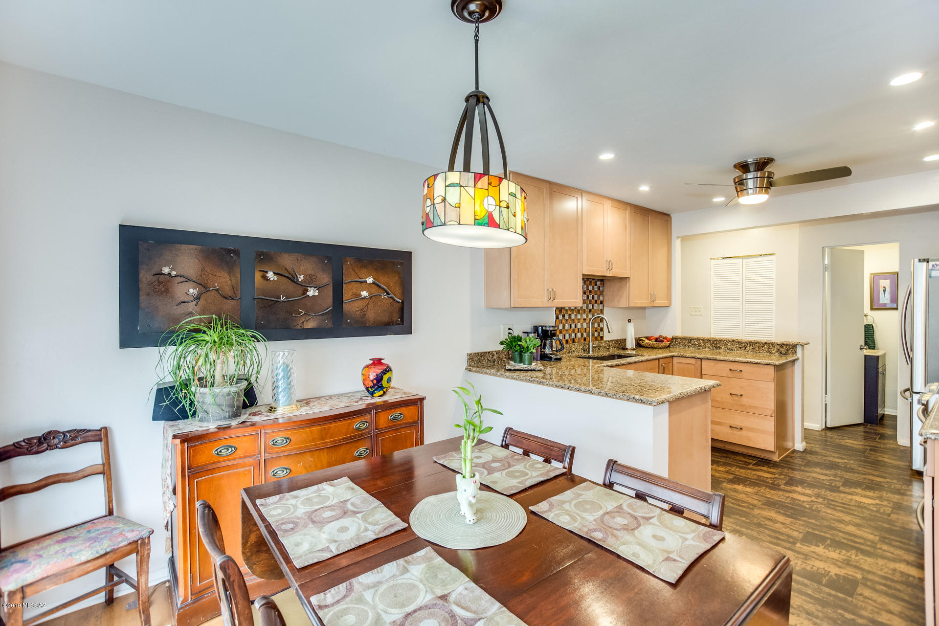 410 S Harvard Avenue