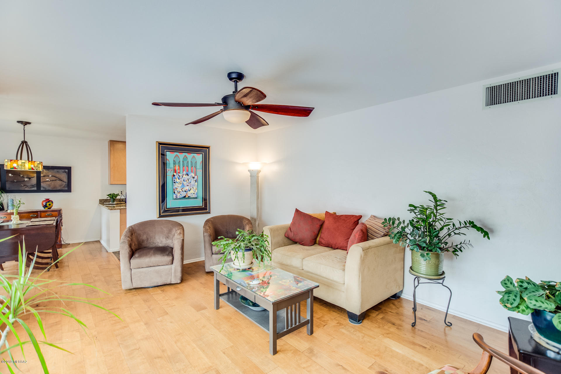 410 S Harvard Avenue