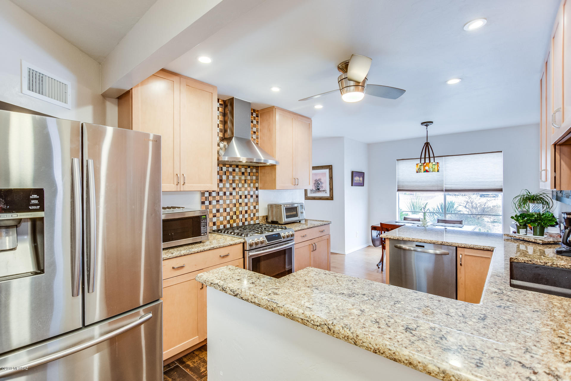 410 S Harvard Avenue