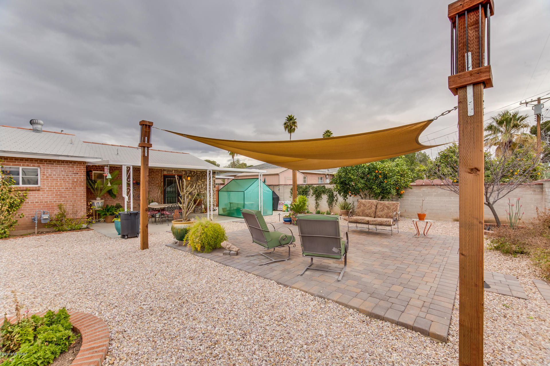 410 S Harvard Avenue