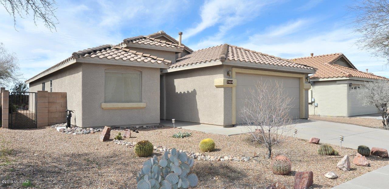 7414 S Pacific Willow Drive