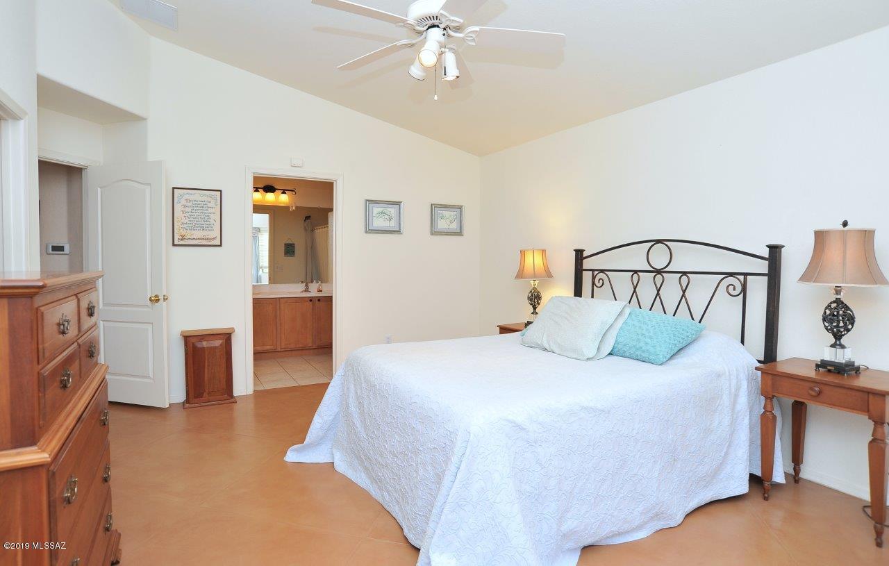 7414 S Pacific Willow Drive