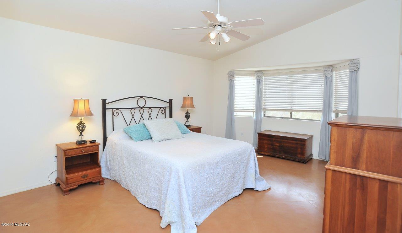 7414 S Pacific Willow Drive