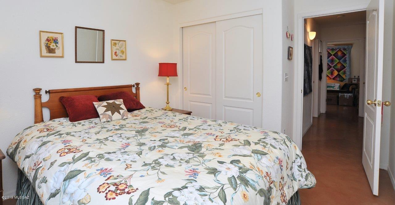 7414 S Pacific Willow Drive