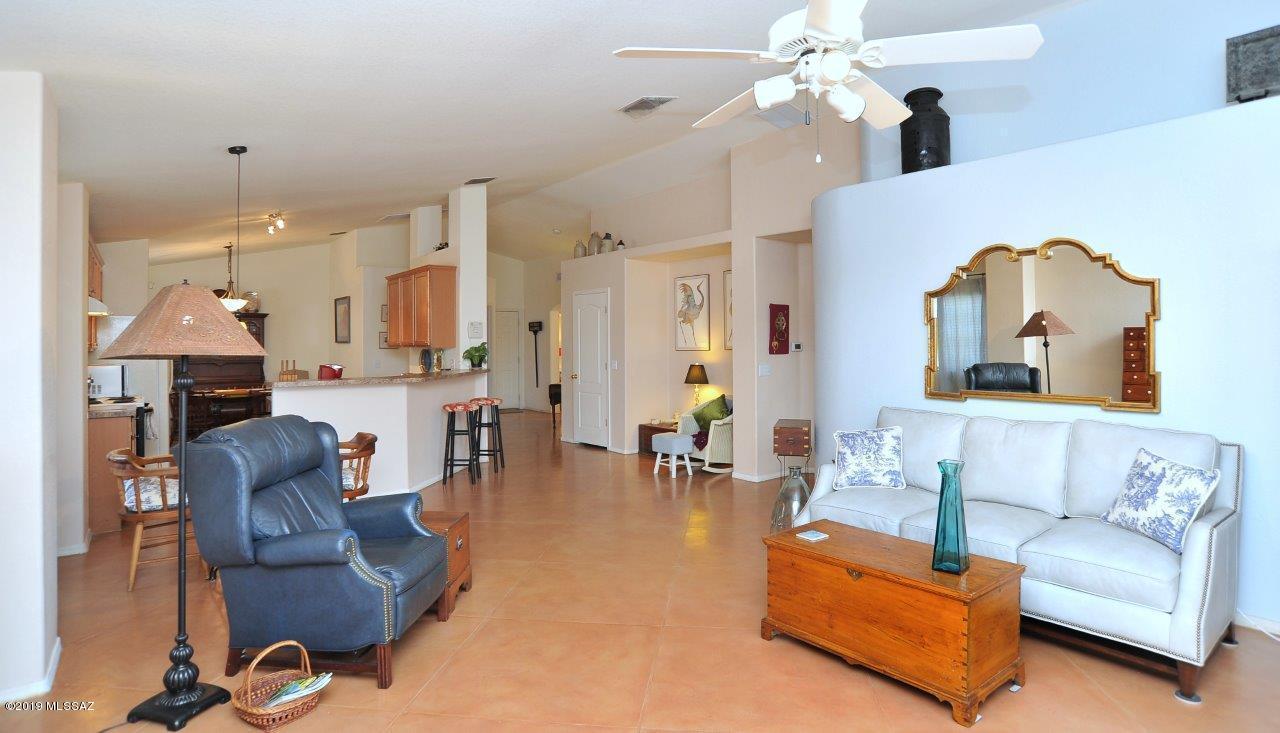 7414 S Pacific Willow Drive