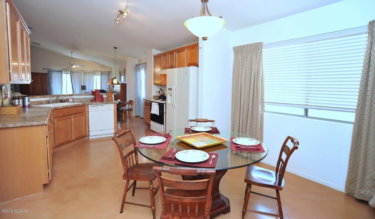 7414 S Pacific Willow Drive