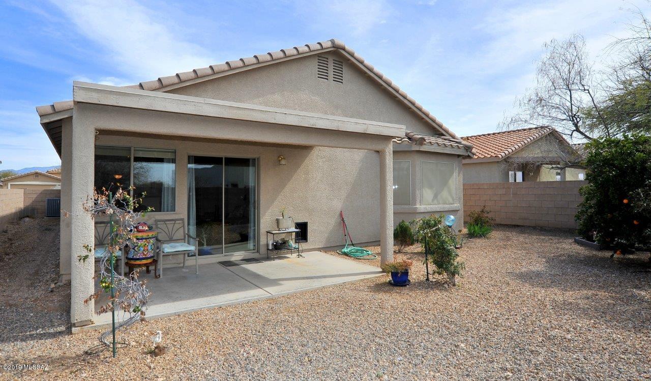 7414 S Pacific Willow Drive