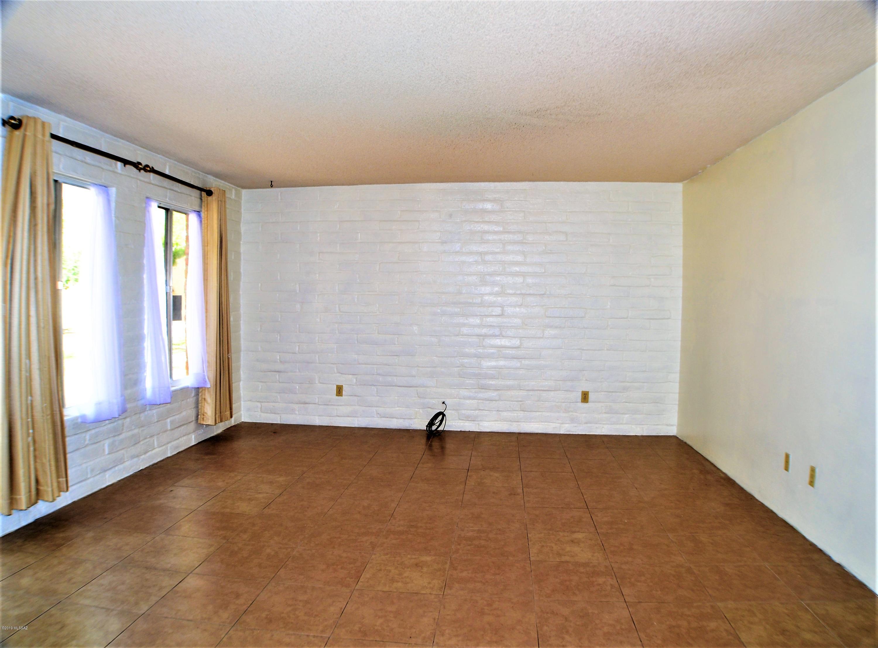 6656 Calle La Paz Unit: A