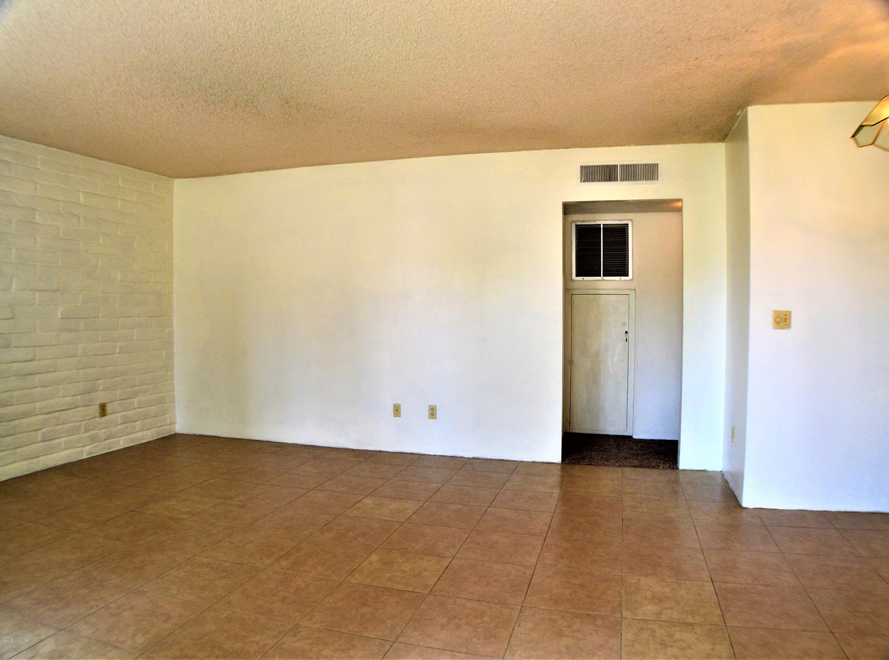 6656 Calle La Paz Unit: A