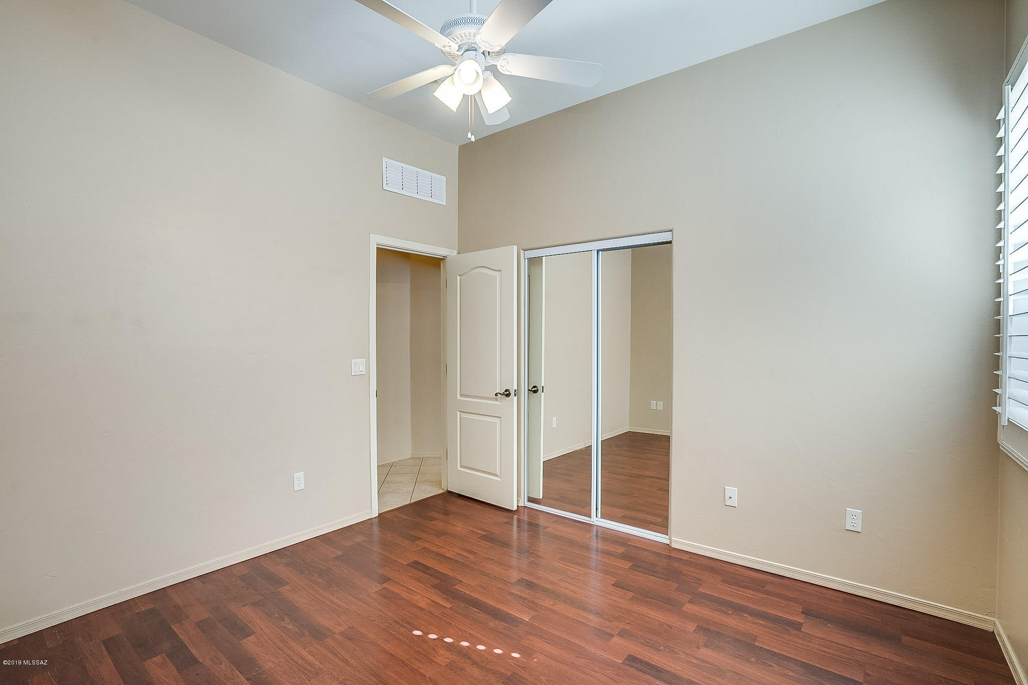 1183 W Doolan Drive