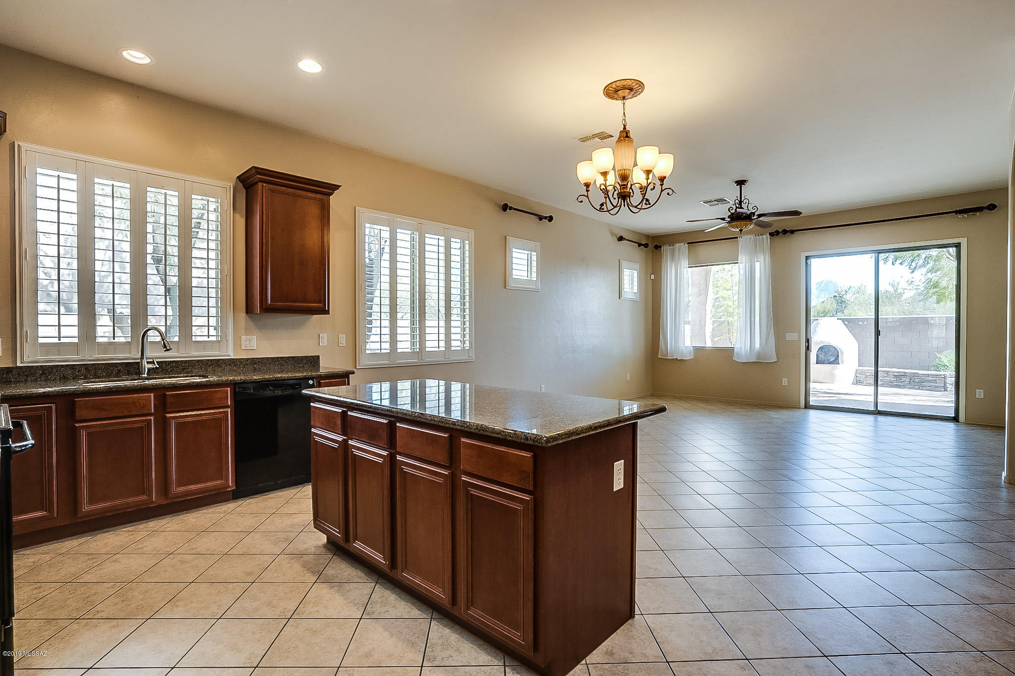 1183 W Doolan Drive