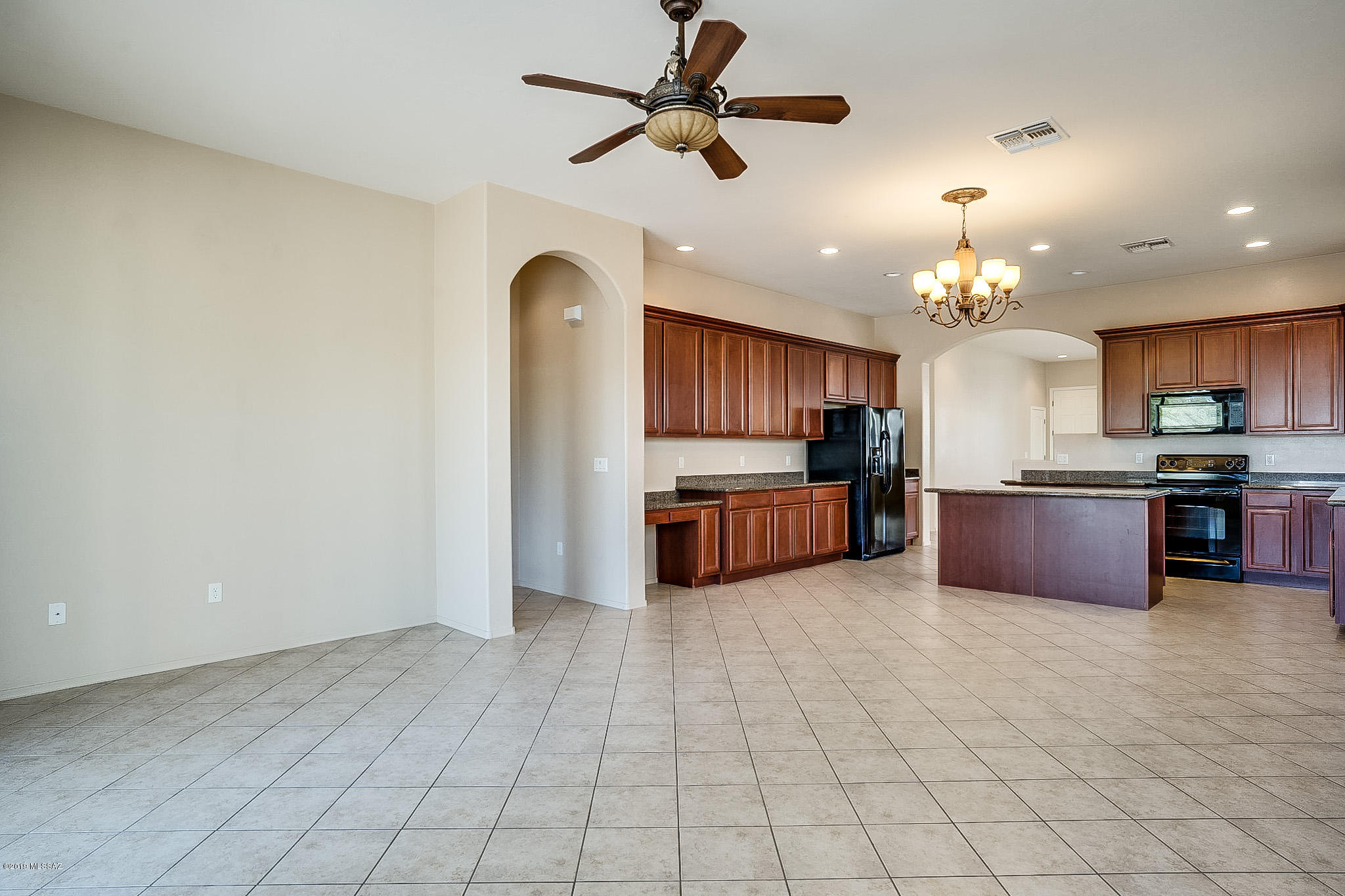 1183 W Doolan Drive