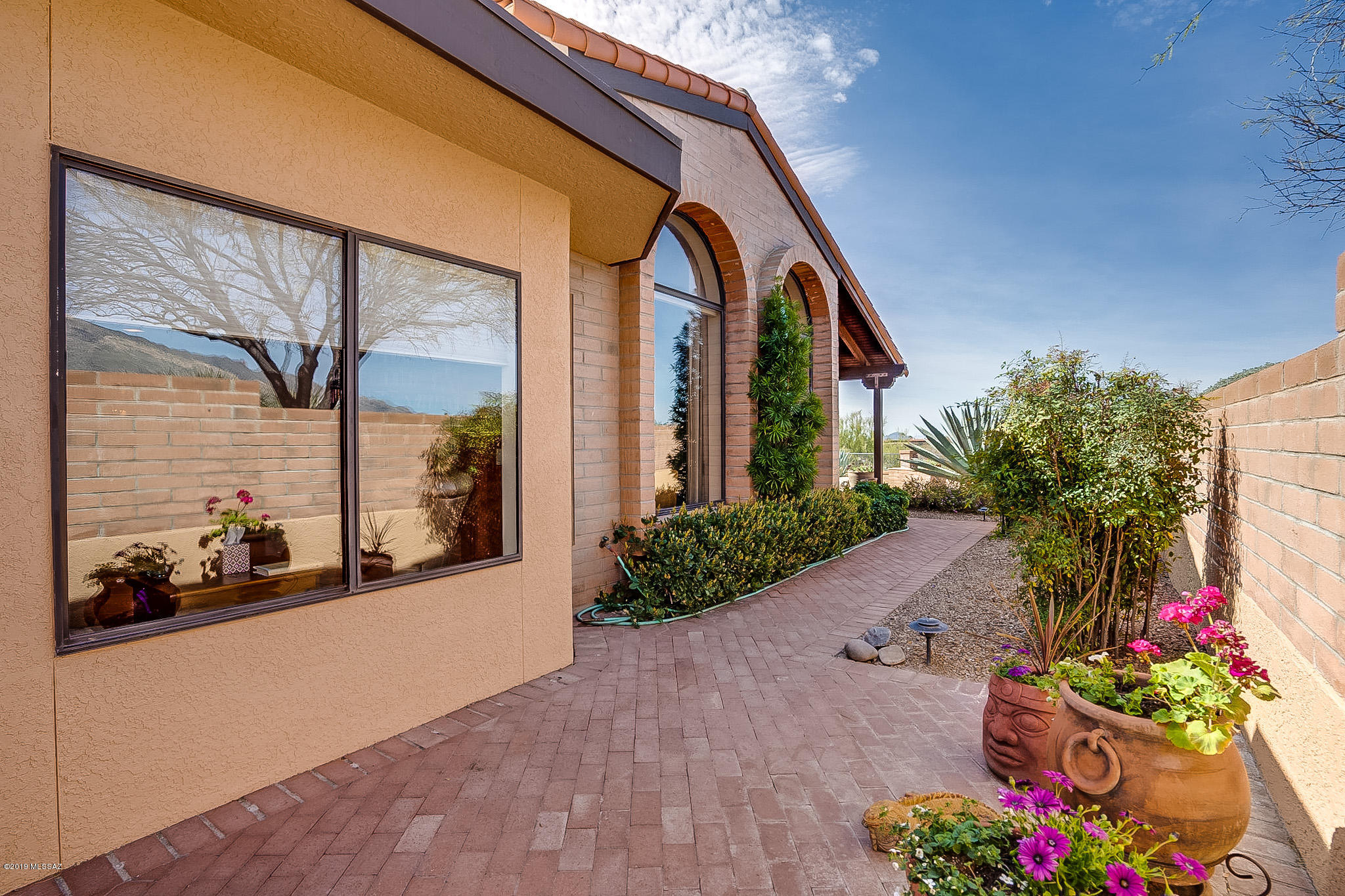 5201 N Via Velazquez