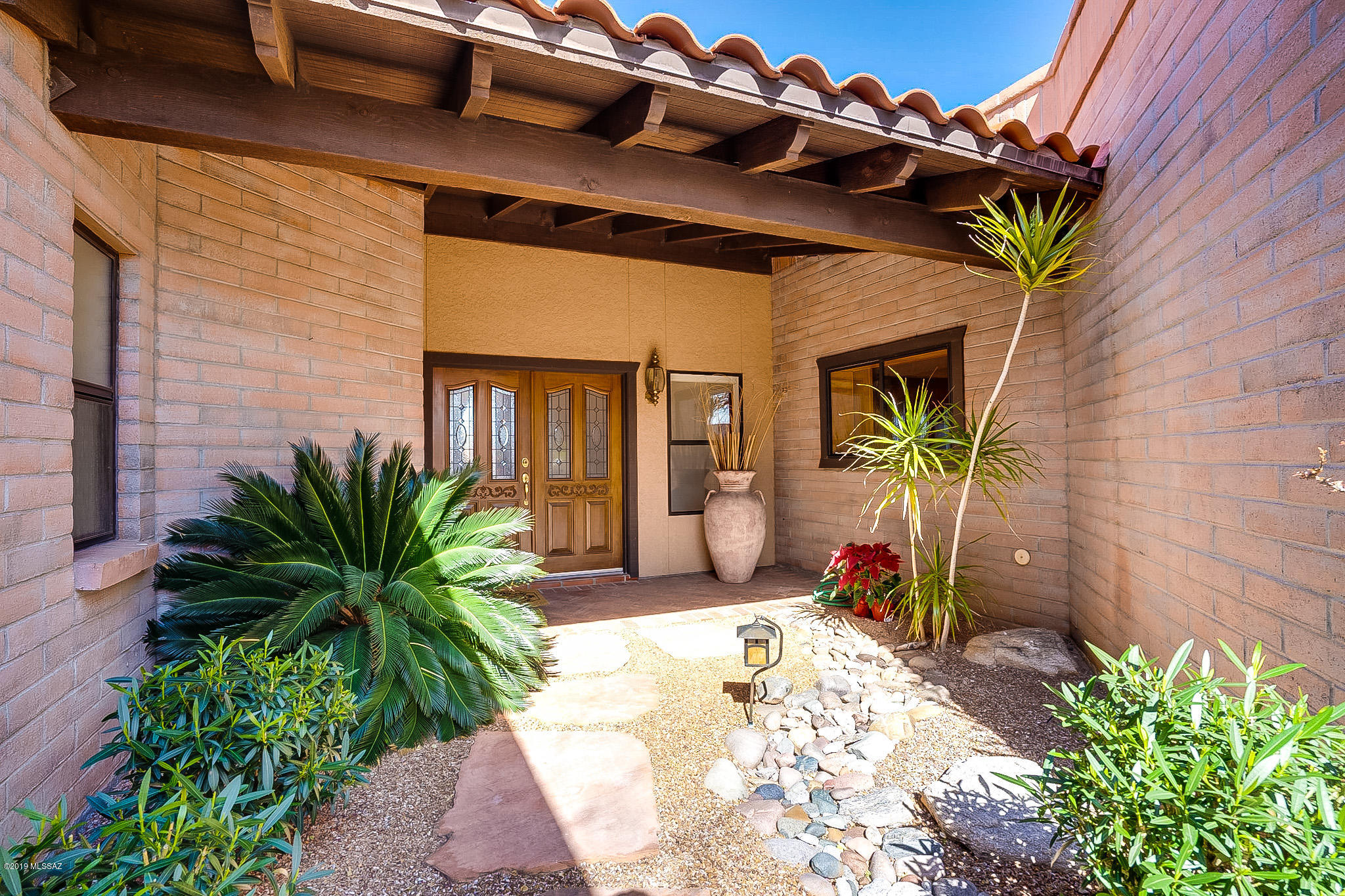 5201 N Via Velazquez