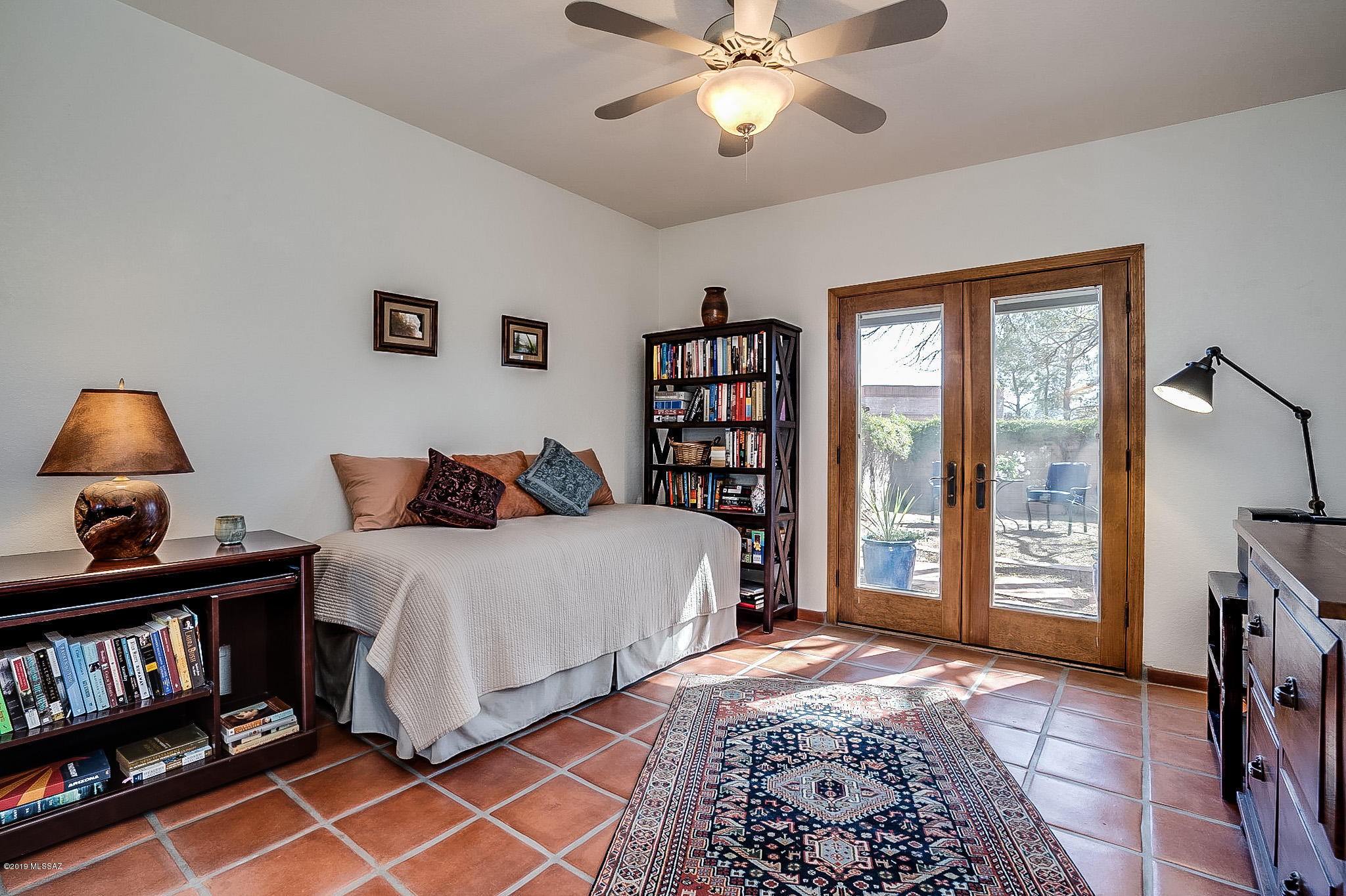 5201 N Via Velazquez