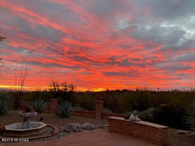 5201 N Via Velazquez