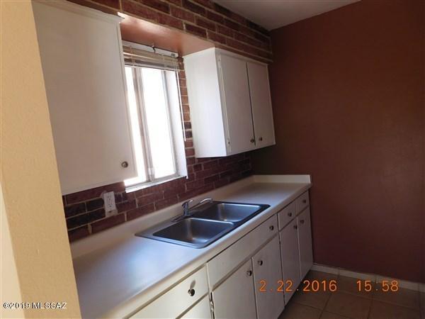 6641 E Calle La Paz Unit: D