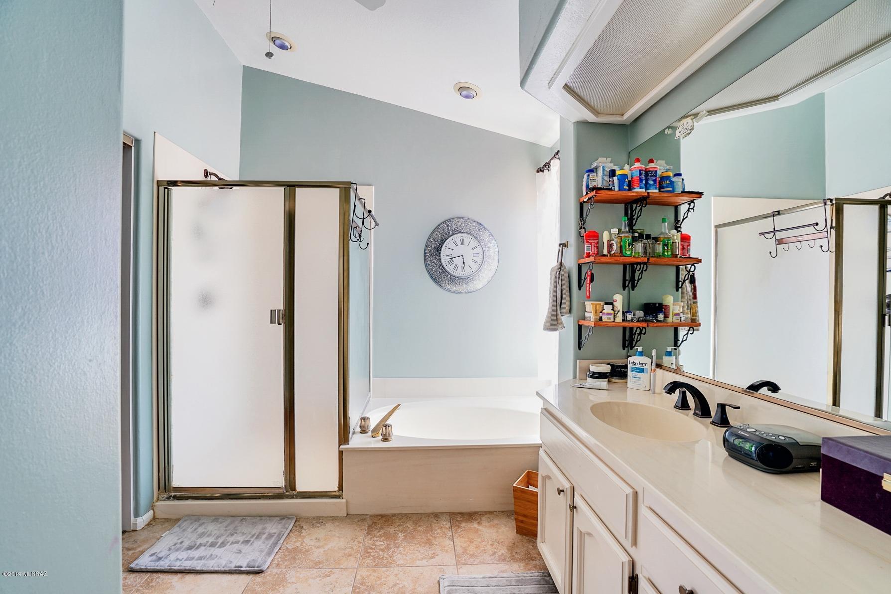 7337 E Shoreward Loop